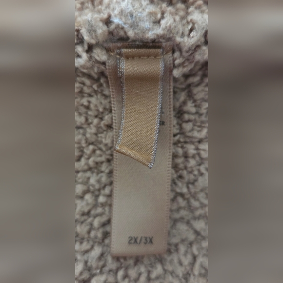 SKIMS COZY KNIT ZIP UP HOODIE. - Picture 4 of 5